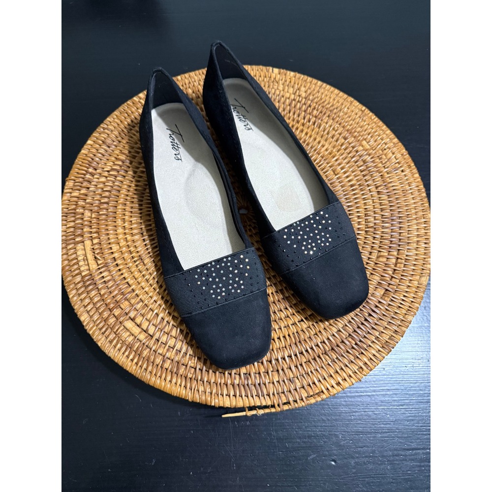 Trotters Black Suede Square Toe Rhinestone Accent Flats T1812-101 Womens 11N